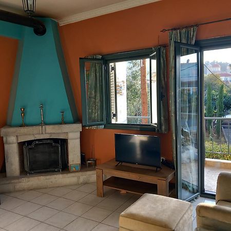 Stoupa Beachside Retro Apartment Eksteriør bilde